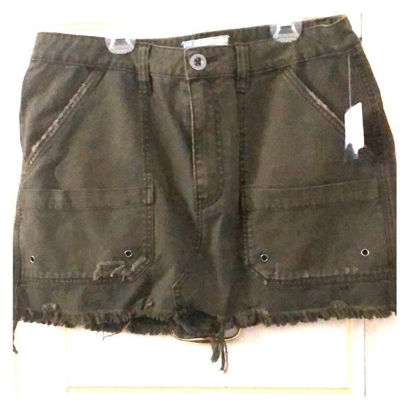 Free People Distressed Cargo Skirt - Picture 1 of 4